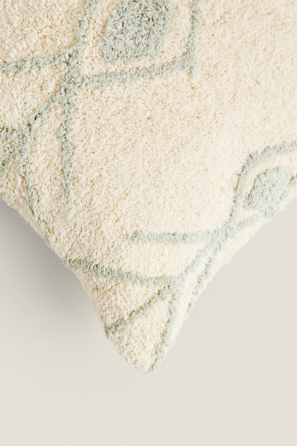 ZARA HOME ЧЕХОЛ ДЛЯ ДЕКОРАТИВНОЙ ПОДУШКИ С ВЫШИВКОЙ С ГЕОМЕТРИЧЕСКИМ УЗОРОМ, ЭКРЮ