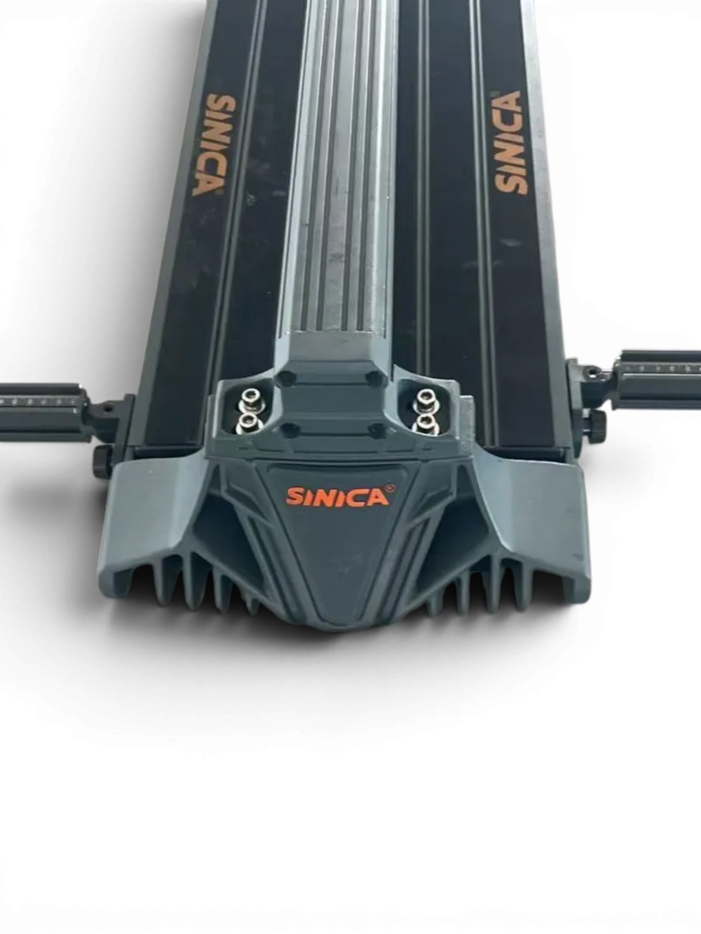 Плиткорез ручной профессиональный SINICA HTC1200MR30 MAGNUM, 1200 мм, широкая база 300 мм, угловая линейка, с лазером, подсветка рабочей зоны