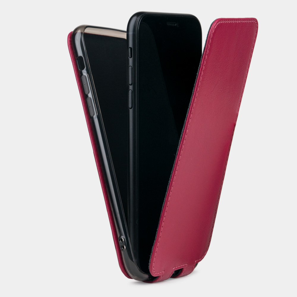 Чехол кожаный для iPhone XS Max цвета малины