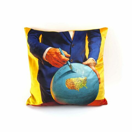Подушка Toiletpaper Globe 02316