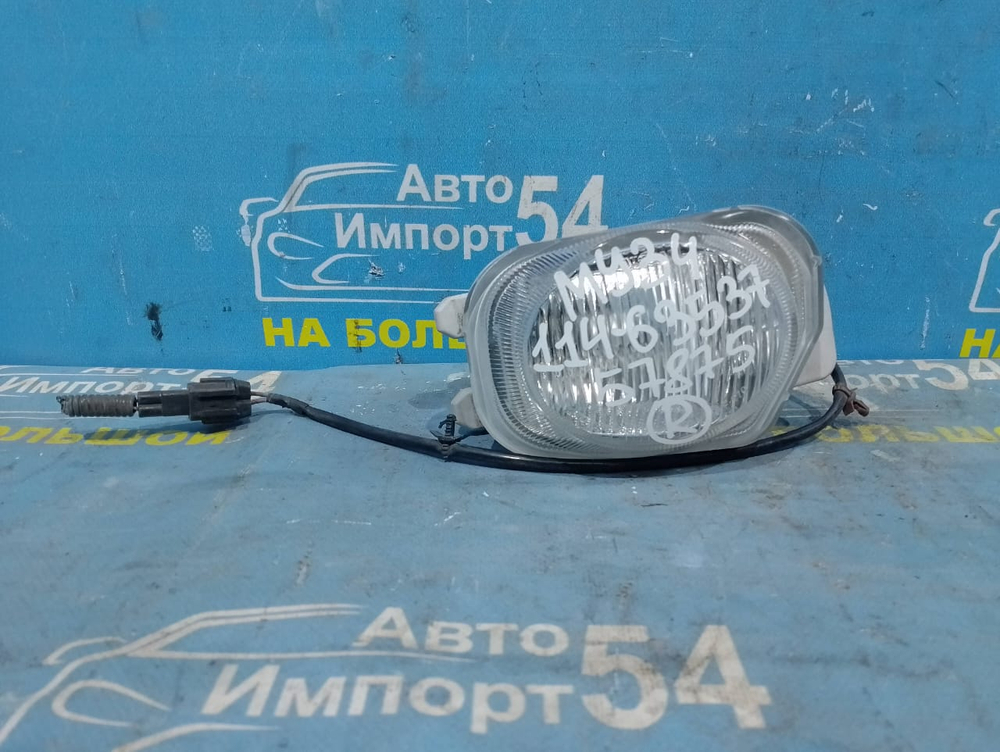 Туманка правая NISSAN GLORIA 2001-2004