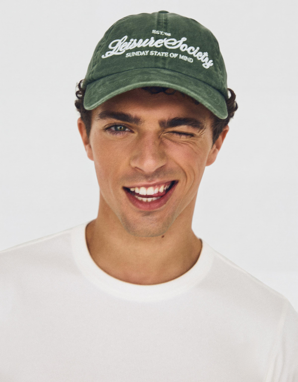 Мужская футболка slim fit в рубчик с коротким рукавом - BERSHKA