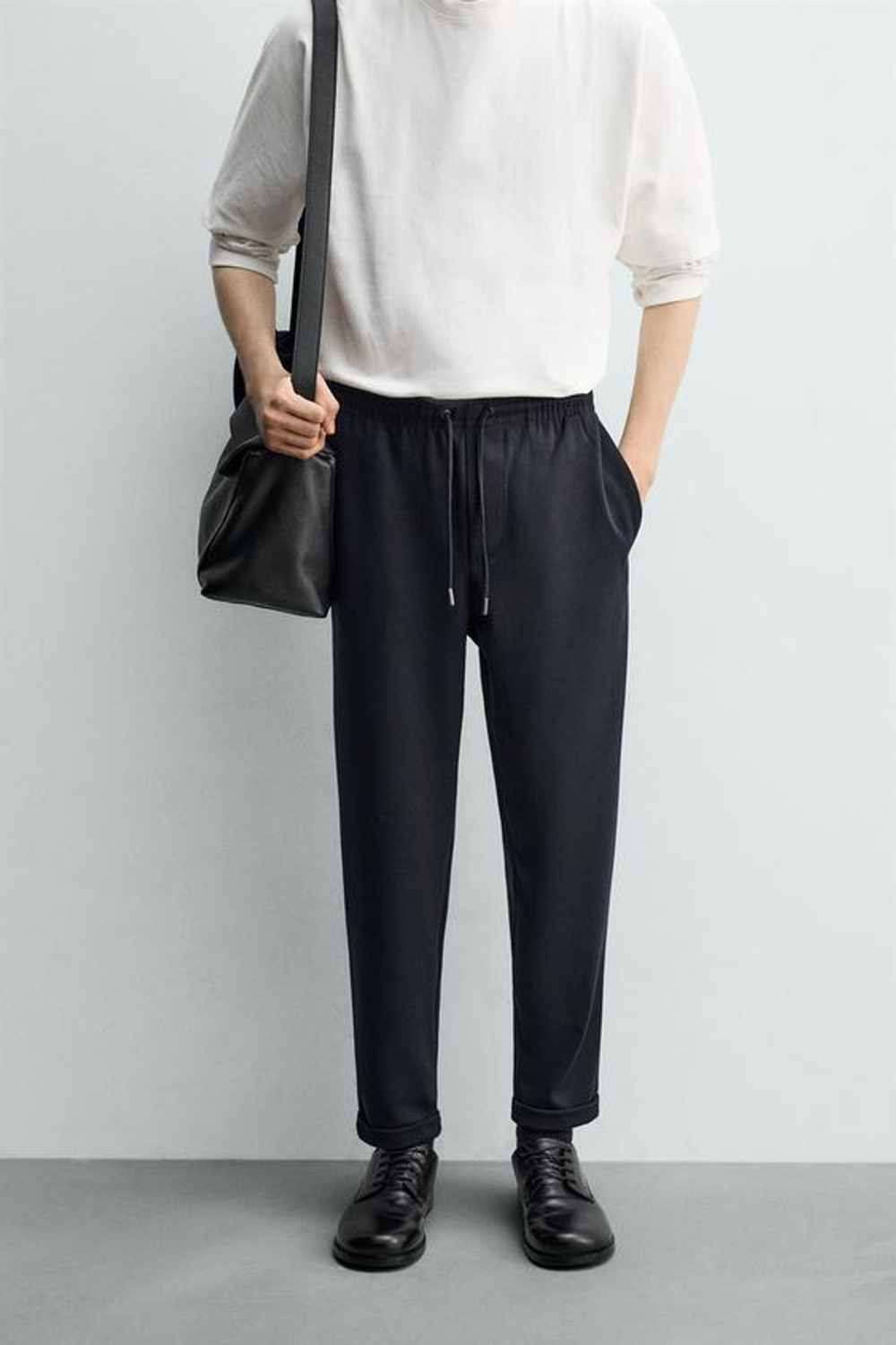 ZARA БРЮКИ-ДЖОГГЕРЫ NON IRON КОМФОРТНОЙ ПОСАДКИ, МОРСКОЙ СИНИЙ МЕЛАНЖ