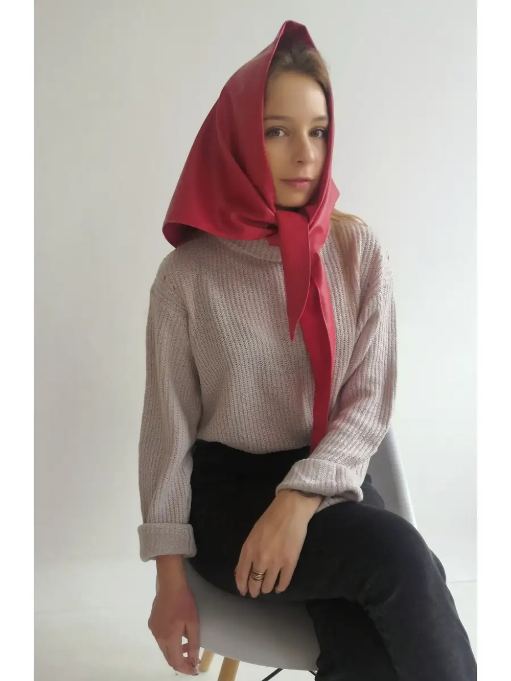 Косынка из экокожи кожаная женская