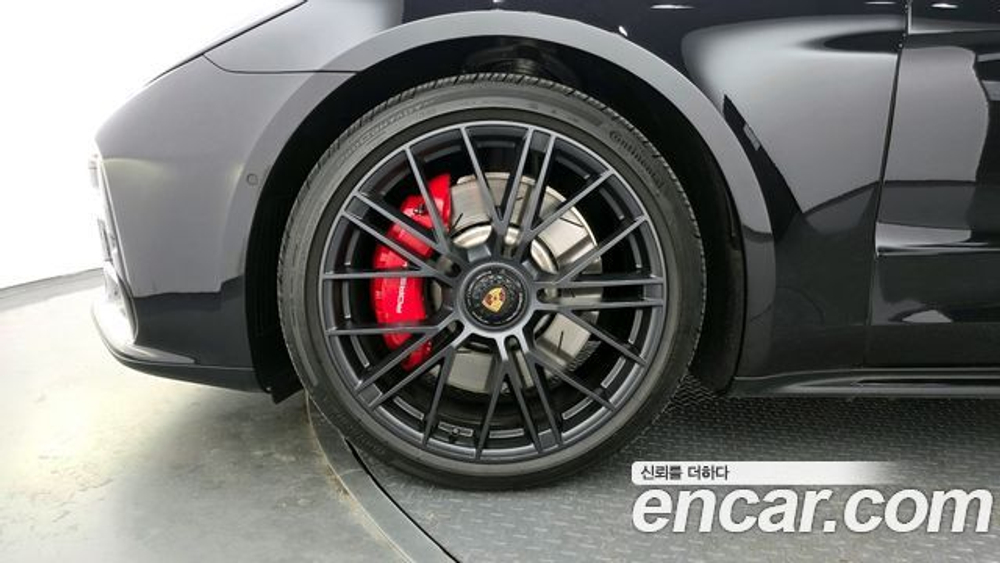 Porsche Panamera 4.0 GTS — 2025