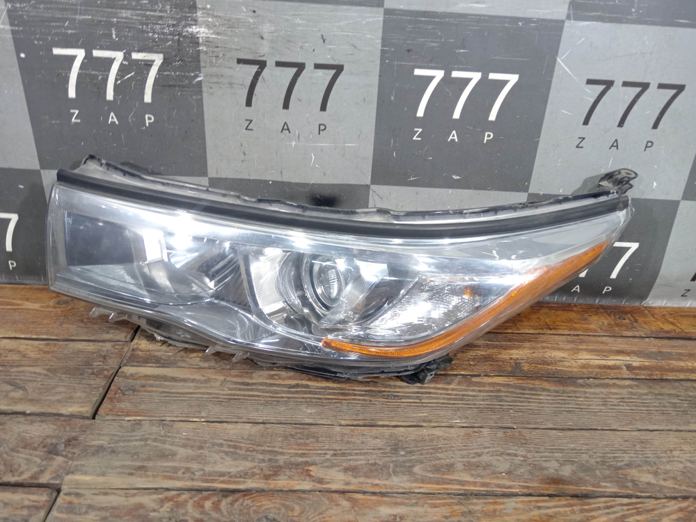 Фара левая LED Toyota Highlander 3 (U50) 13-16 Б/У Оригинал 811500E220