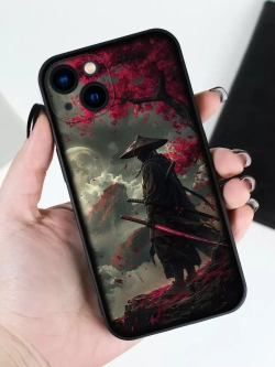 Чехол на iPhone 13 с принтом