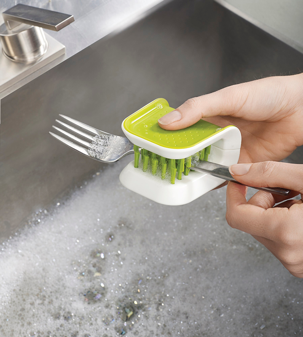 Щетка для столовых приборов и ножей bladebrush, зеленая