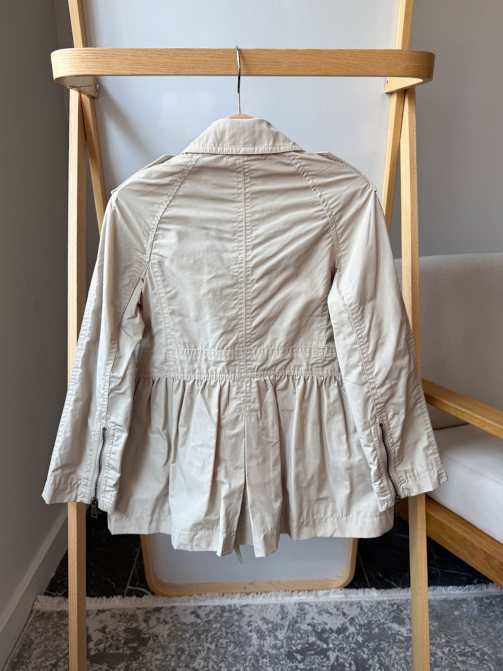 Плащ Burberry, 116