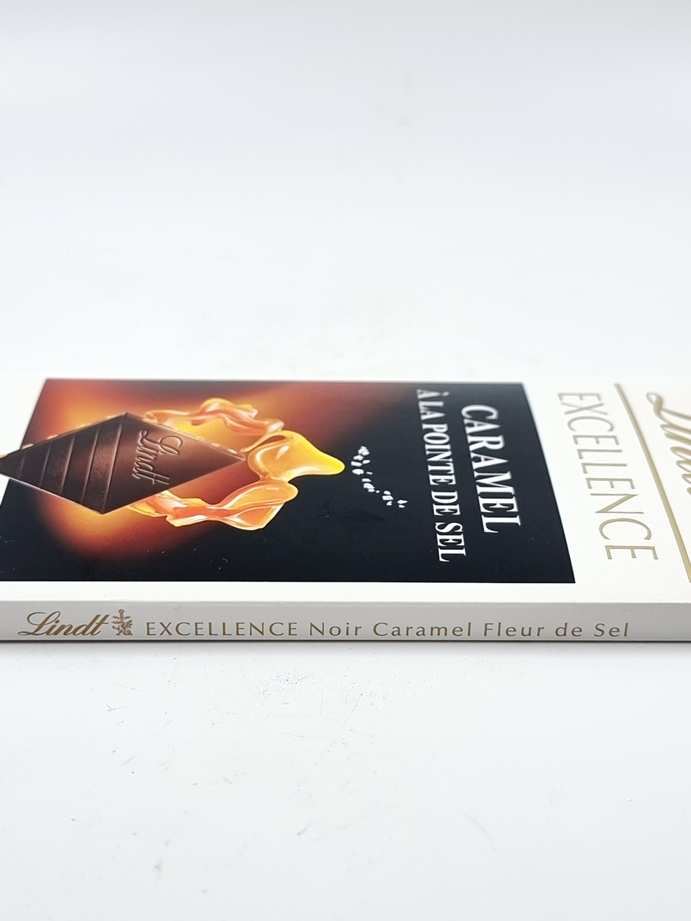 Lindt Excellence темный шоколад с карамелью и морской солью , 100 г (из Финляндии)