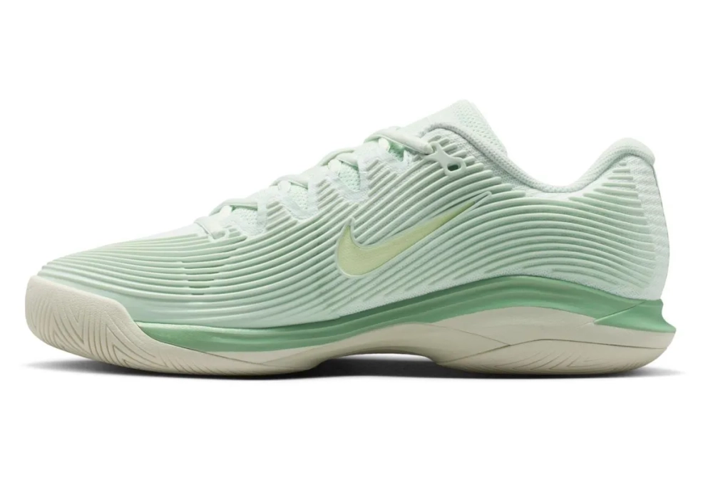 Женские теннисные кроссовки Nike Zoom Vapor 12 - barely green/coconut milk steam