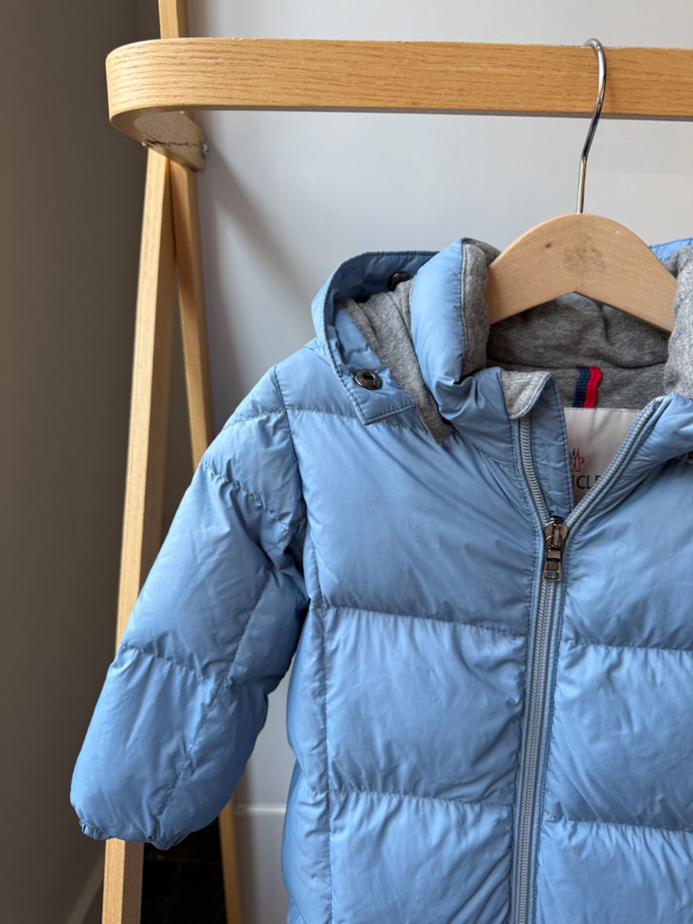 Пуховый комбинезон Moncler, 74