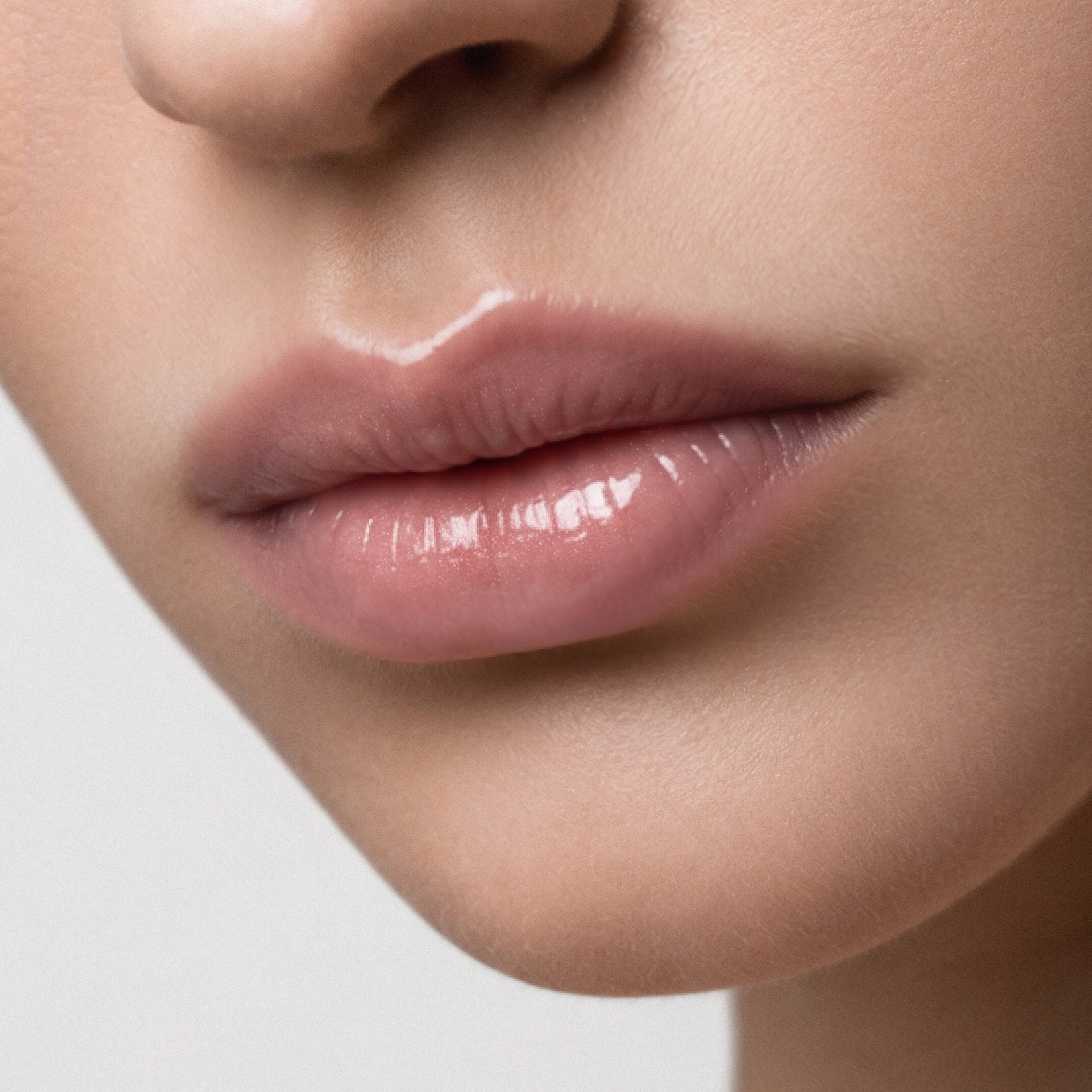 Блеск для губ LIP GLOSS CONCRETE ROSE 4 мл