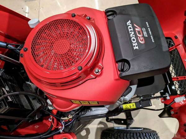 Комфортный уход за участком с газонокосилкой Honda HF2317