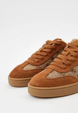 Кеды женские GUESS JACEK