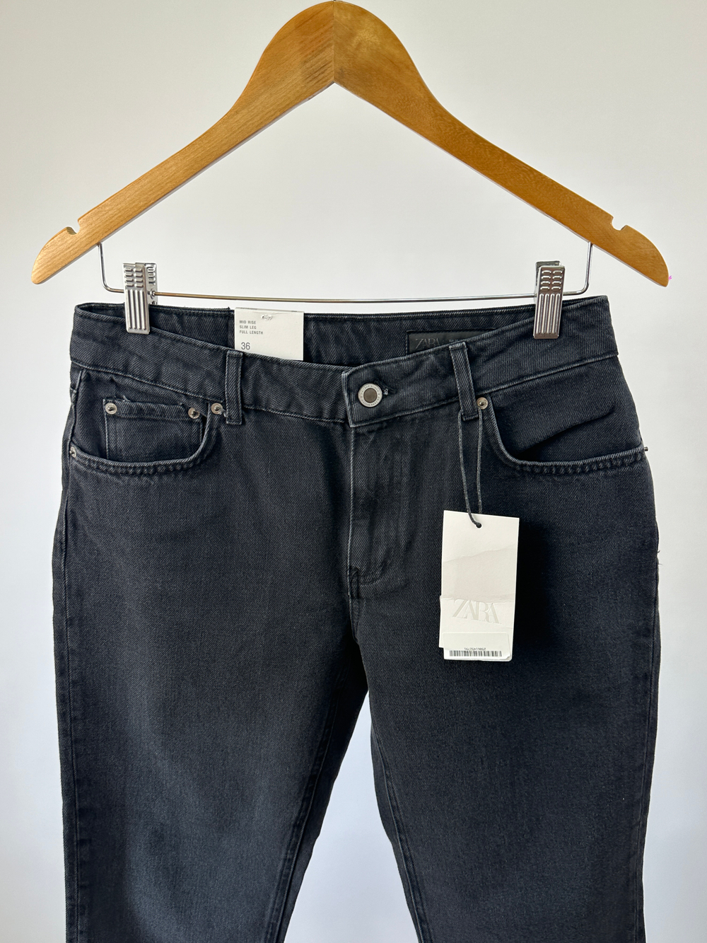 Джинсы Zara
