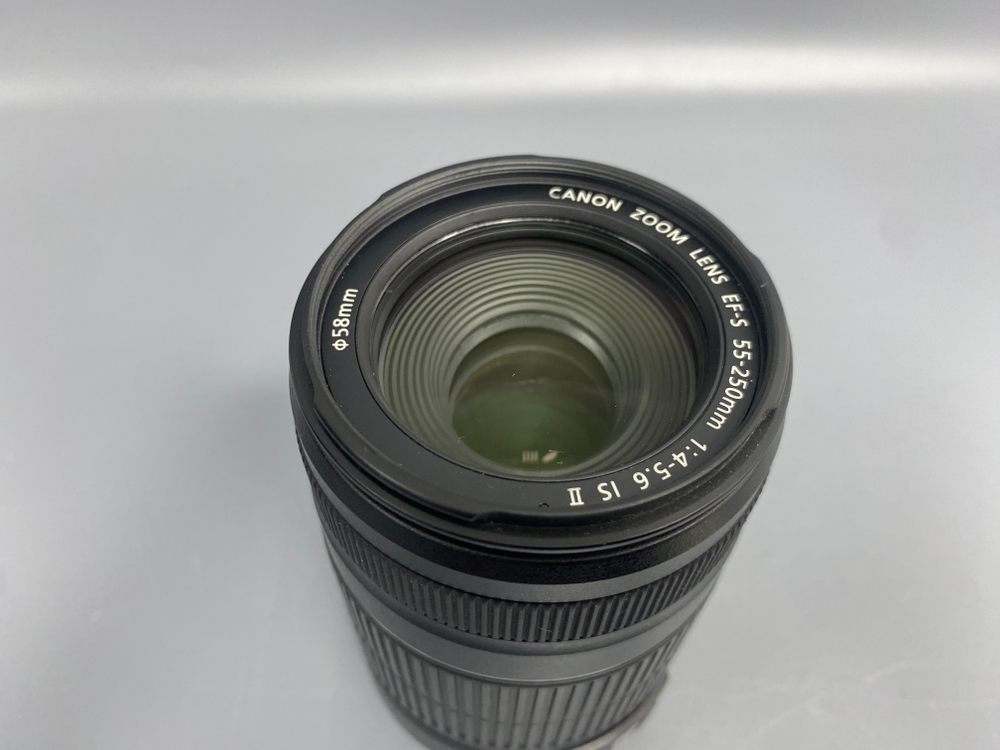 Canon EF-S 55-200mm 4-5.6 II IS