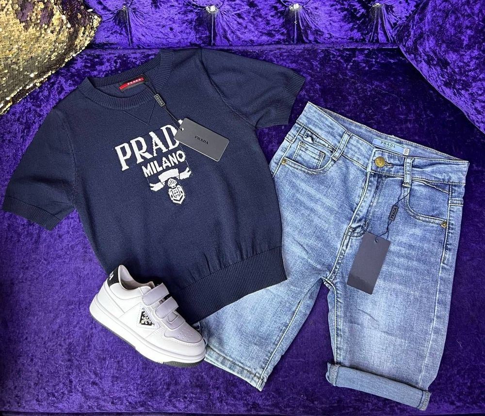 Кожаная куртка Prada
