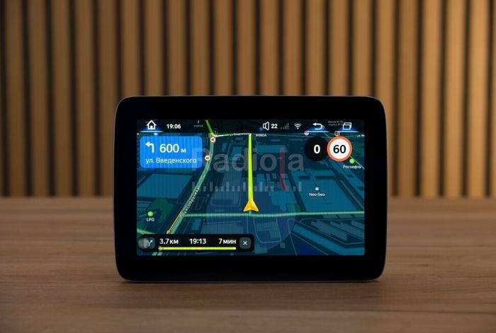 Магнитола для Mercedes-Benz G 2015-2018 - RDL-7706 монитор 8.4" на Android 13, Быстрая, CarPlay, 4G SIM-слот