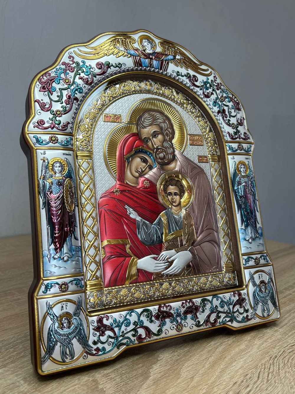 Св. Семейство, икона арочная с рамкой под стеклом, красное дерево, эмаль 206х270
