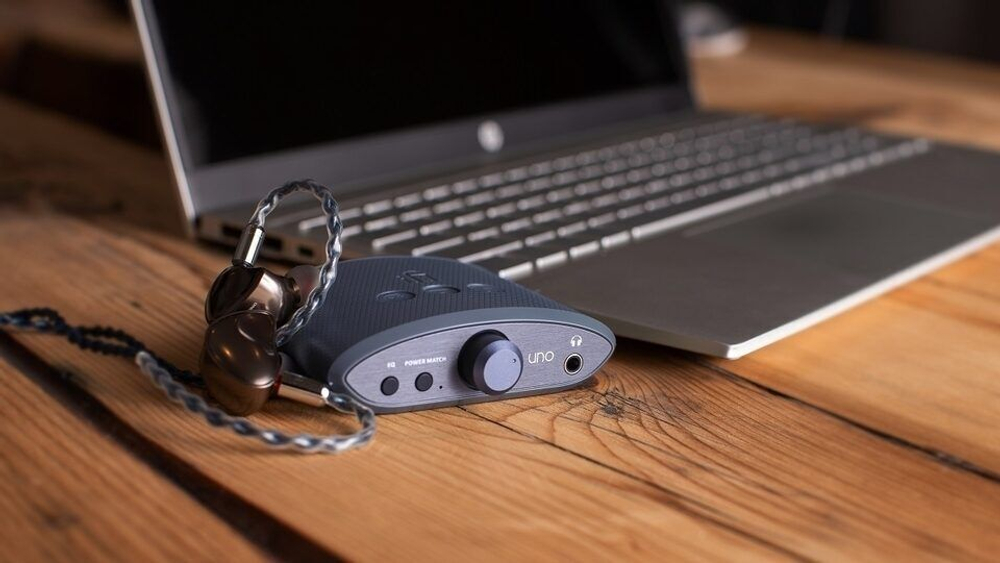 Усилитель и ЦАП для наушников iFi Audio Uno