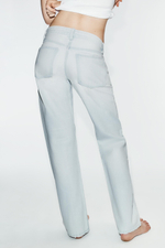 ДЖИНСЫ TRF WIDE-LEG С НИЗКОЙ ПОСАДКОЙ — ZARA