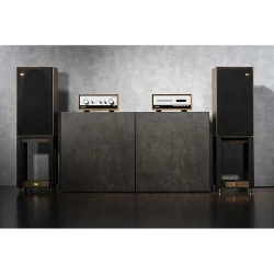 Leak Stereo 130 Silver — интегральный стереоусилитель премиум-класса