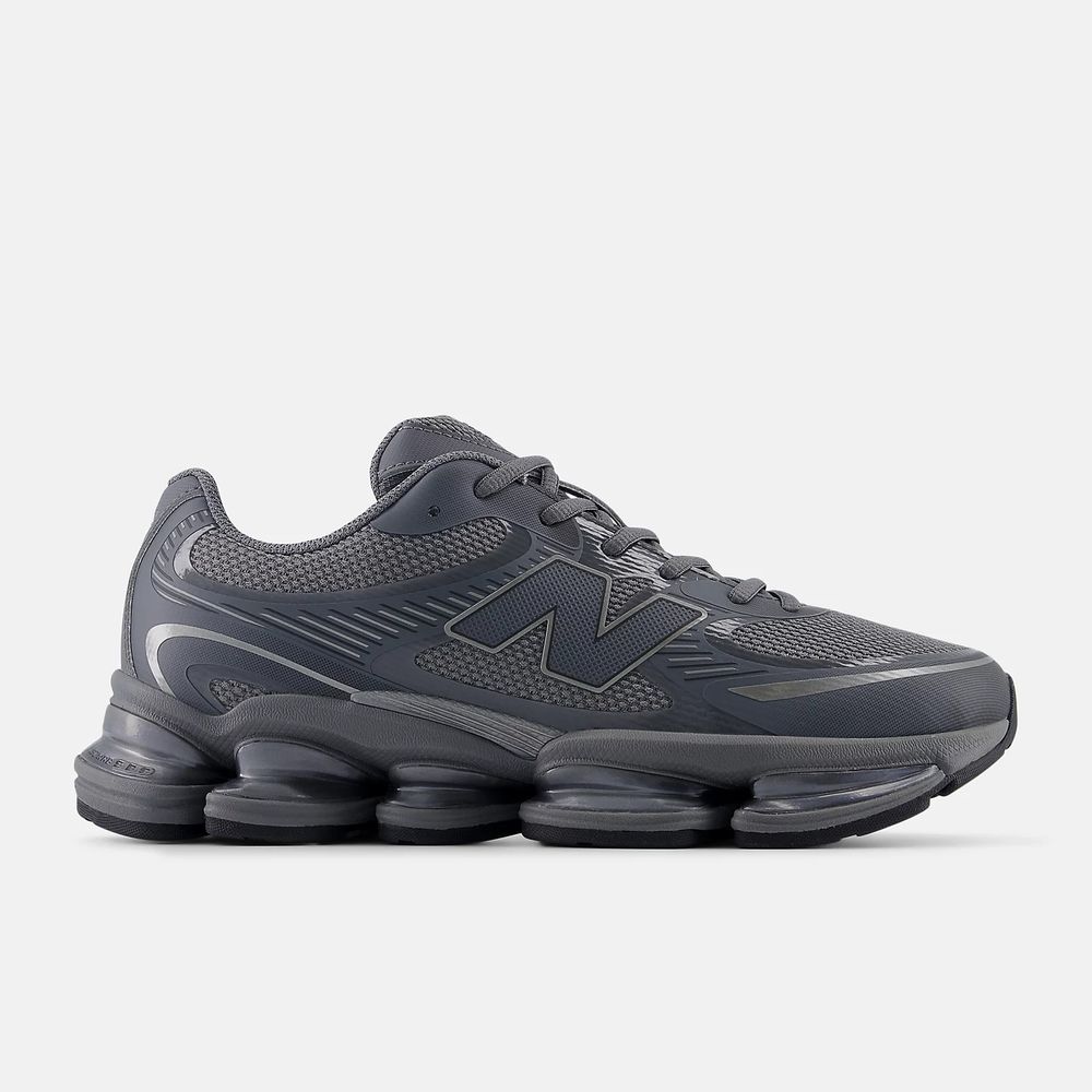 Кроссовки мужские NEW BALANCE 2000