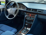 Mercedes-Benz E320