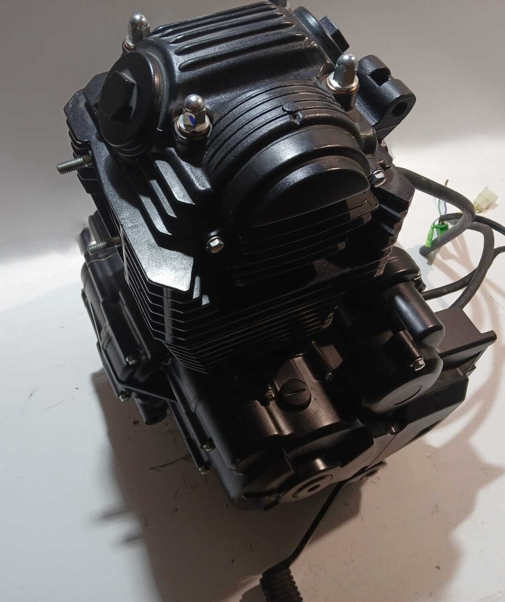 Двигатель 300см3 175FMM с балансиром 6ск. Motoland ENDURO GS 250