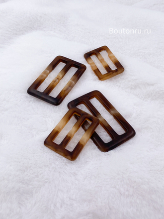 Пряжка коричневая матовая с белыми прожилками