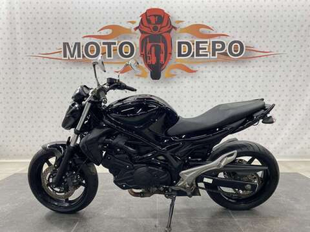 Suzuki Gladius SFV400 , 2014