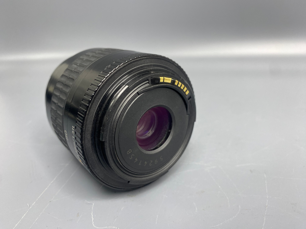 Canon 35-80mm 4-5.6 II