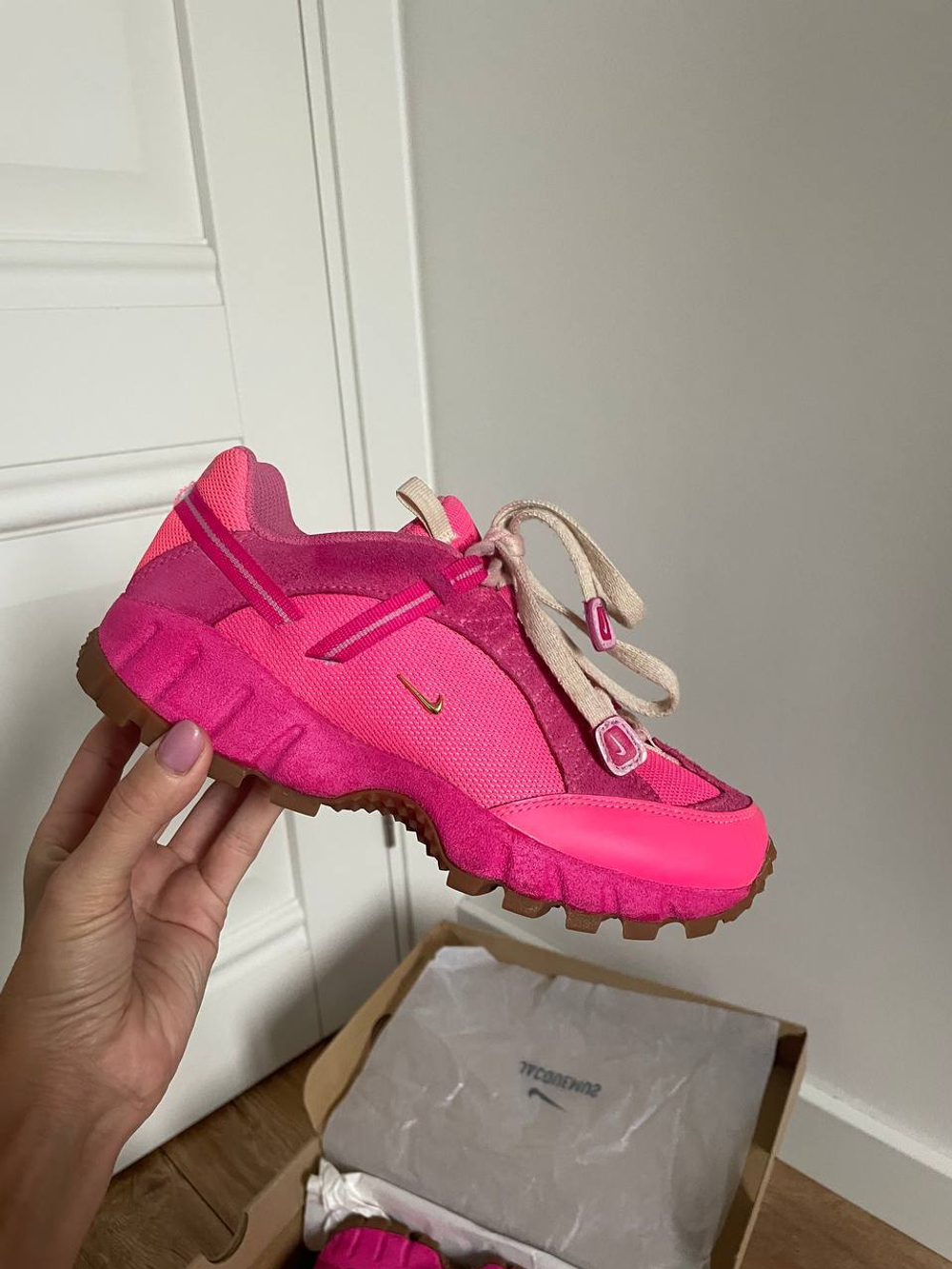 Кроссовки Jacquemus x Nike Air Humara Pink