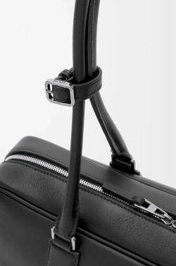 Loewe Укороченная сумка Amazona 31 из блестящей телячьей кожи, черный