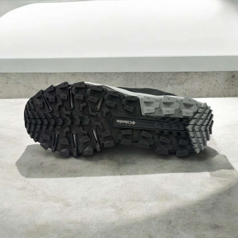 Columbia Ivo Trail • Black Gray