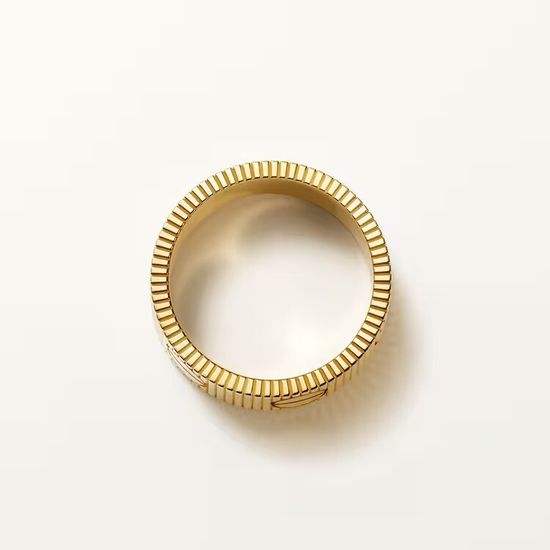 Кольцо Cartier LOVE Unlimited ring flexible в желтом золоте