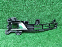 Накладка ПТФ правая Toyota Land Cruiser 200 15-21