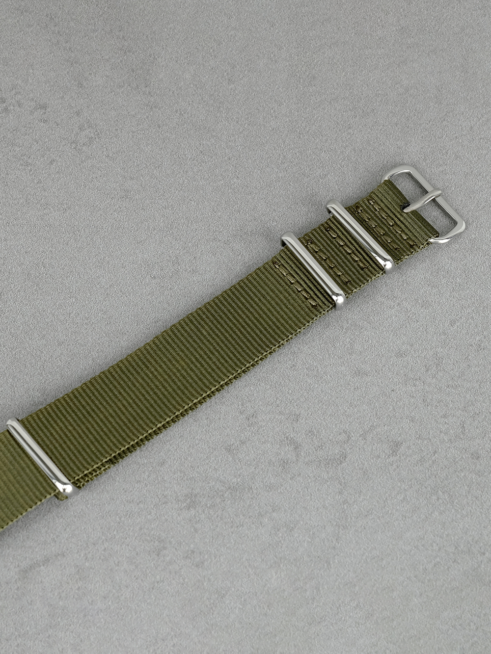 Nato Strap - нейлоновый ремешок для часов