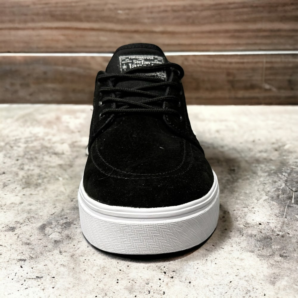 Nike SB Zoom Stefan Janoski • Black/White