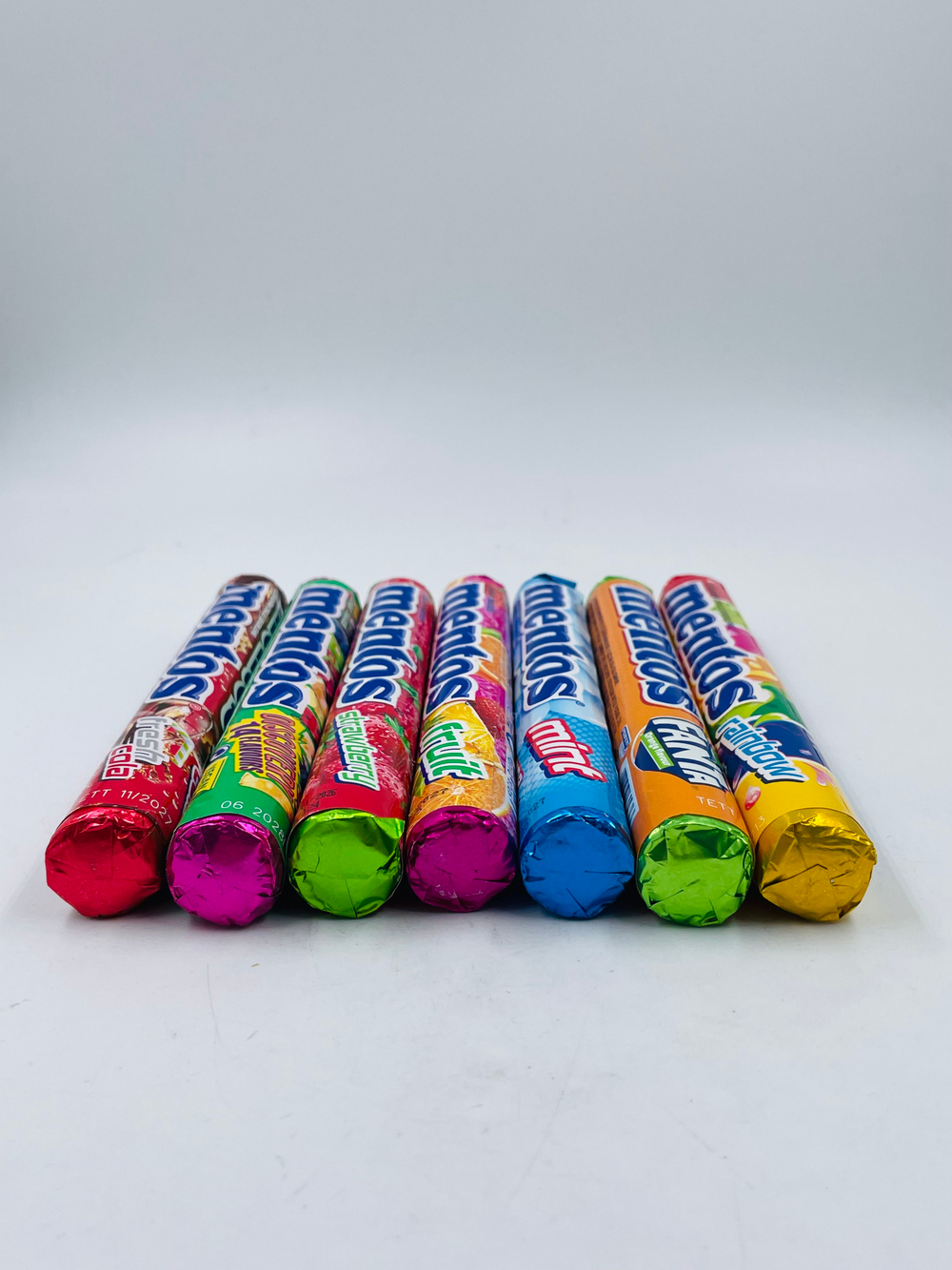 Жевательное драже Mentos 7 видов, ассорти вкусов, 7 шт. по 37,5 г