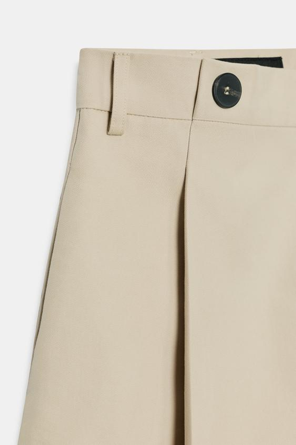 ZARA ШОРТЫ СО СКЛАДКАМИ И ПУГОВИЦАМИ, БЕЖЕВЫЙ