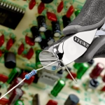 Кусачки торцевые для электроники антистатические 120 мм Knipex 64 32 120 ESD