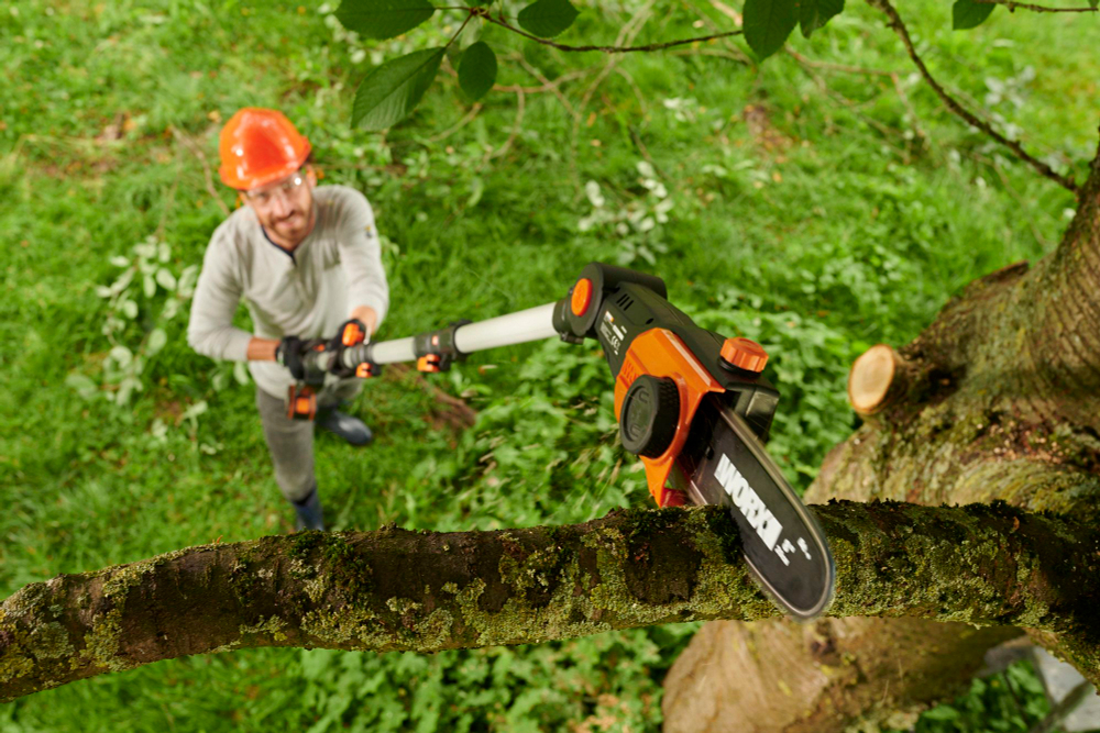 Цепная пила аккумуляторная телескопическая WORX WG349E.9