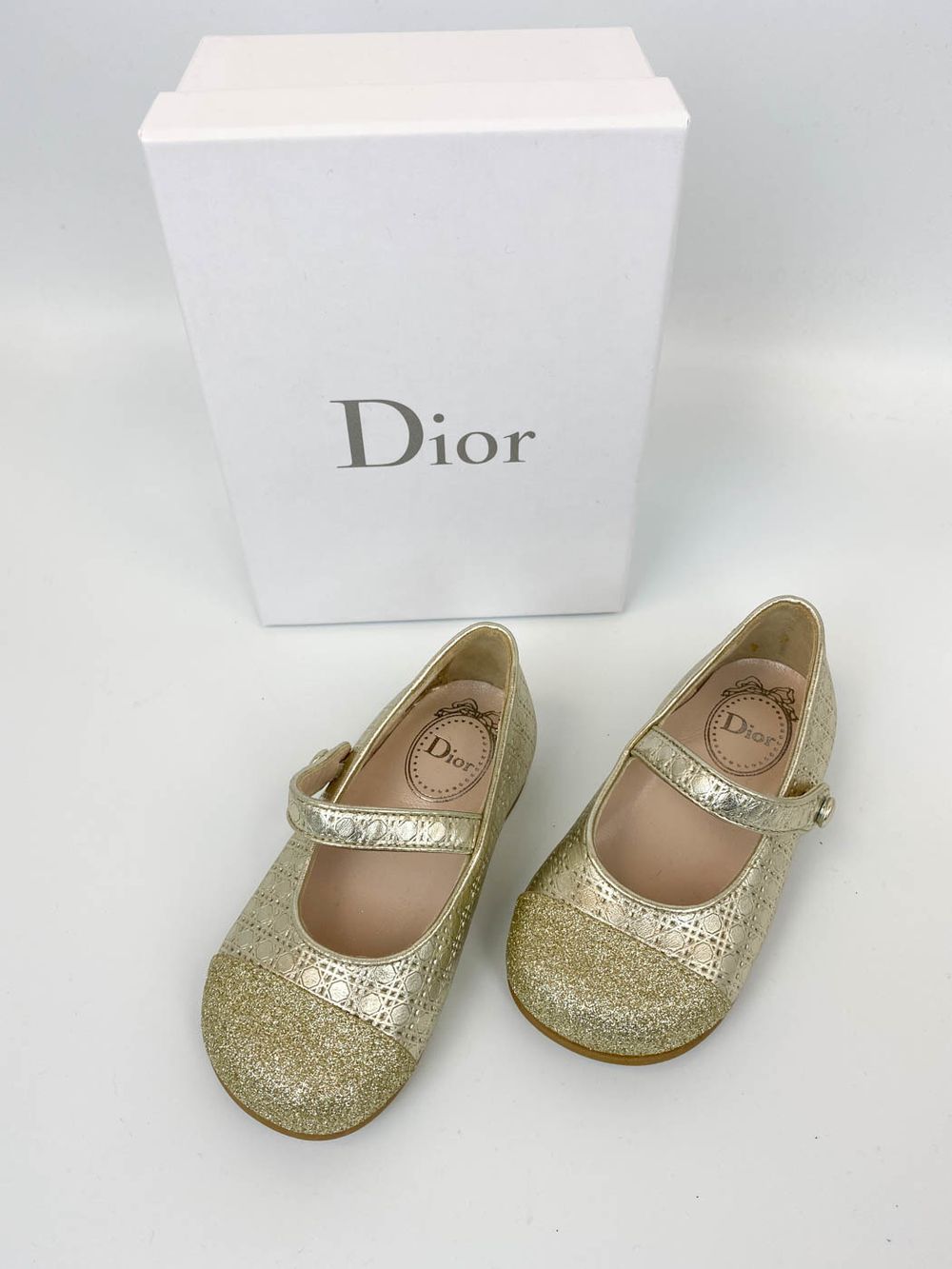 Новые туфли Dior, 22