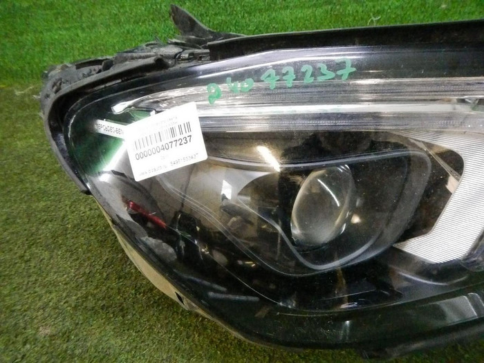 Фара правая Mercedes GLE V167 (18-24) LED