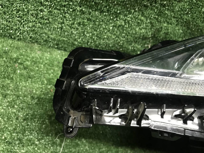 Фара левая Toyota Camry xv70 (2017-н.в.) LED