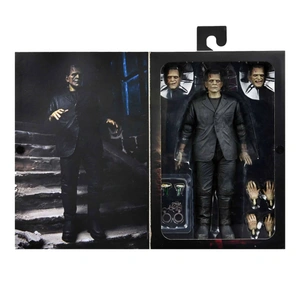 Фигурка Neca Universal Monsters - Ultimate Frankenstein's Monster (Color) 7” Scale  Action Figure