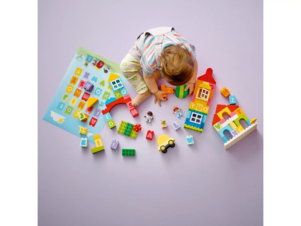 Конструктор LEGO Duplo 10935 Классический город с алфавитом
