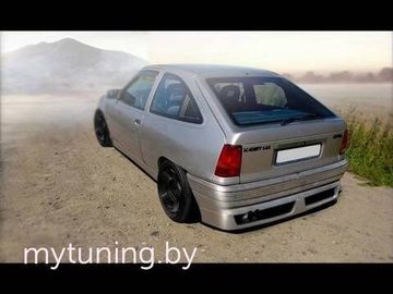 Накладка заднего бампера Opel Kadett